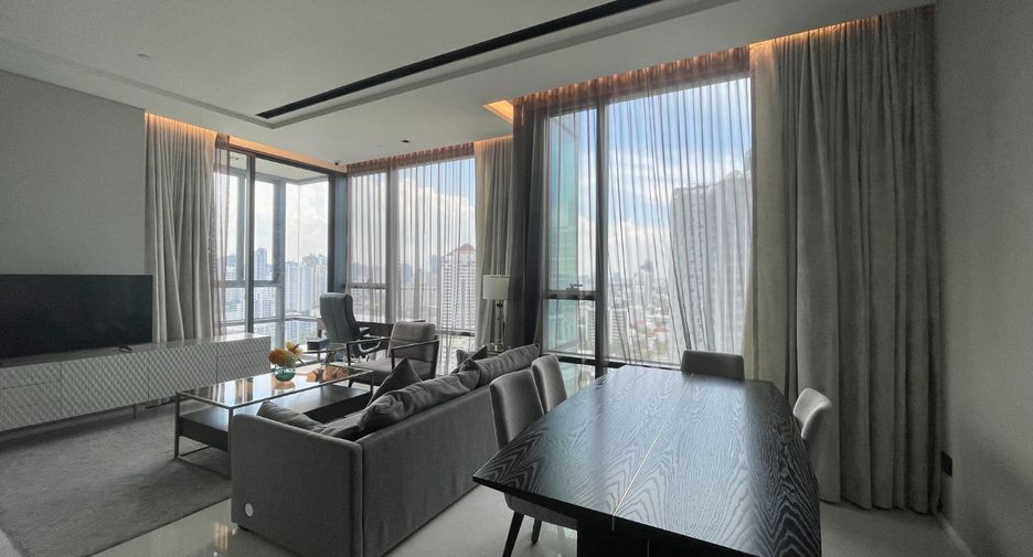 For rent 2 bedrooms condo in Watthana, Bangkok