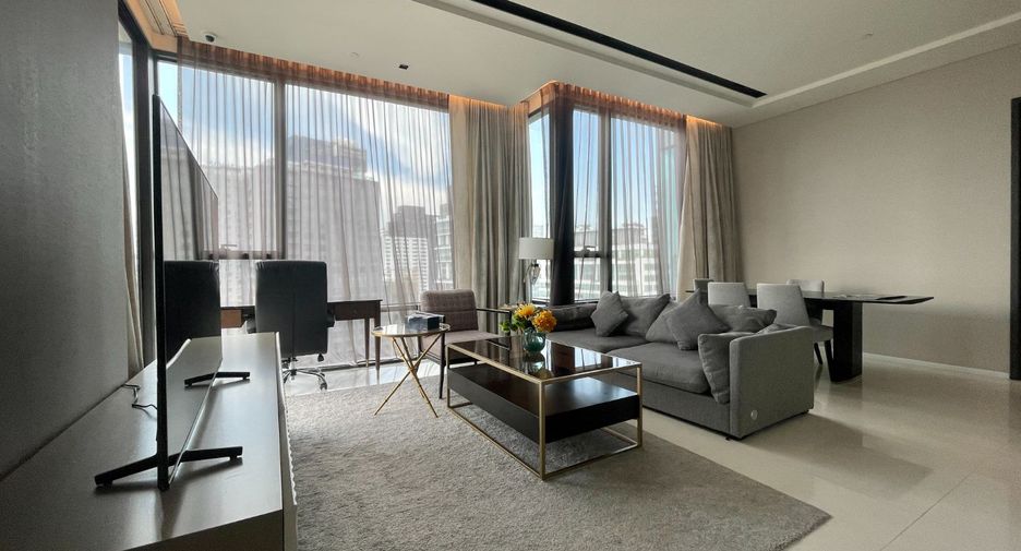 For rent 2 bedrooms condo in Watthana, Bangkok