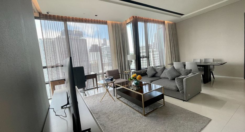 For rent 2 bedrooms condo in Watthana, Bangkok