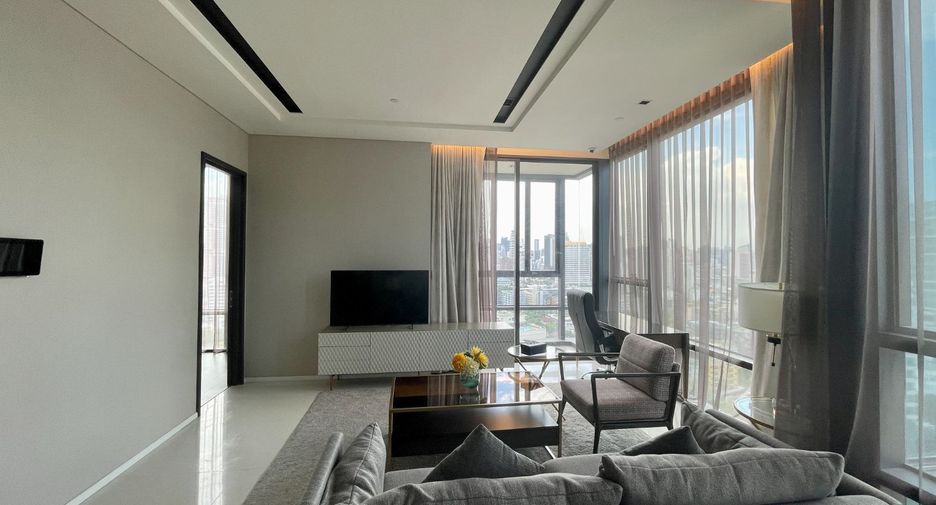 For rent 2 bedrooms condo in Watthana, Bangkok