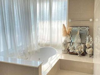 For rent 4 bedrooms condo in Watthana, Bangkok