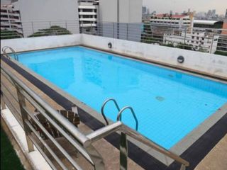 For rent 4 bedrooms condo in Watthana, Bangkok