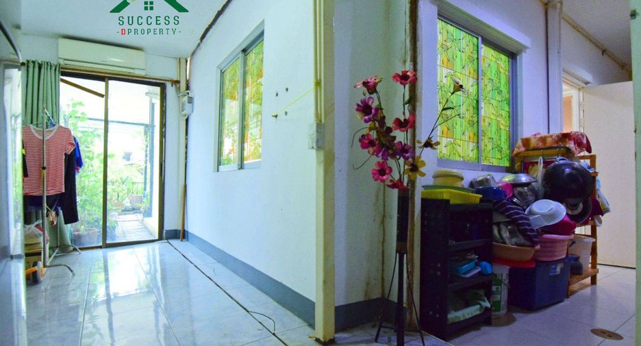 Продажа 3 спальни таунхаус в Mueang Samut Prakan, Самутпракан