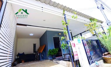 For sale 3 bedrooms townhouse in Mueang Samut Prakan, Samut Prakan