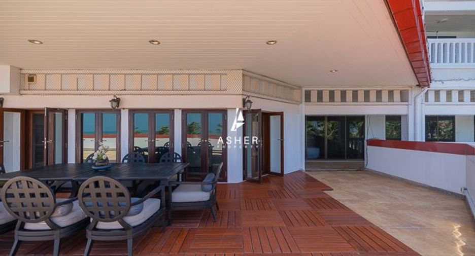For sale 4 bedrooms condo in Cha Am, Phetchaburi