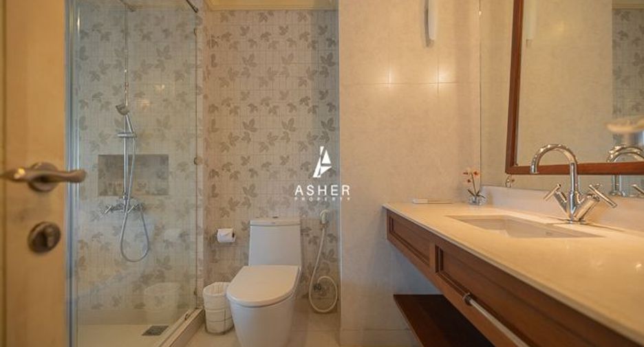 For sale 4 bedrooms condo in Cha Am, Phetchaburi