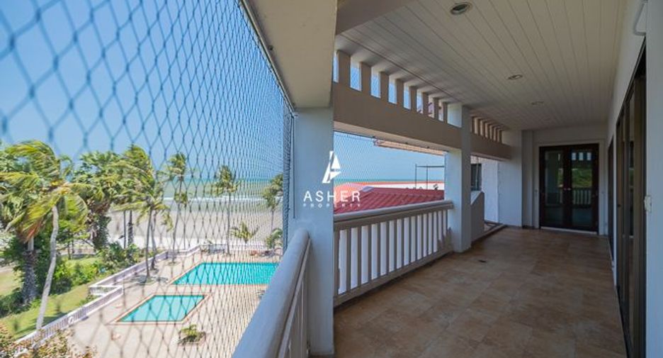 For sale 4 bedrooms condo in Cha Am, Phetchaburi
