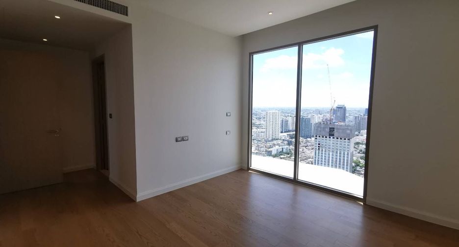 For sale 5 bedrooms condo in Khlong San, Bangkok