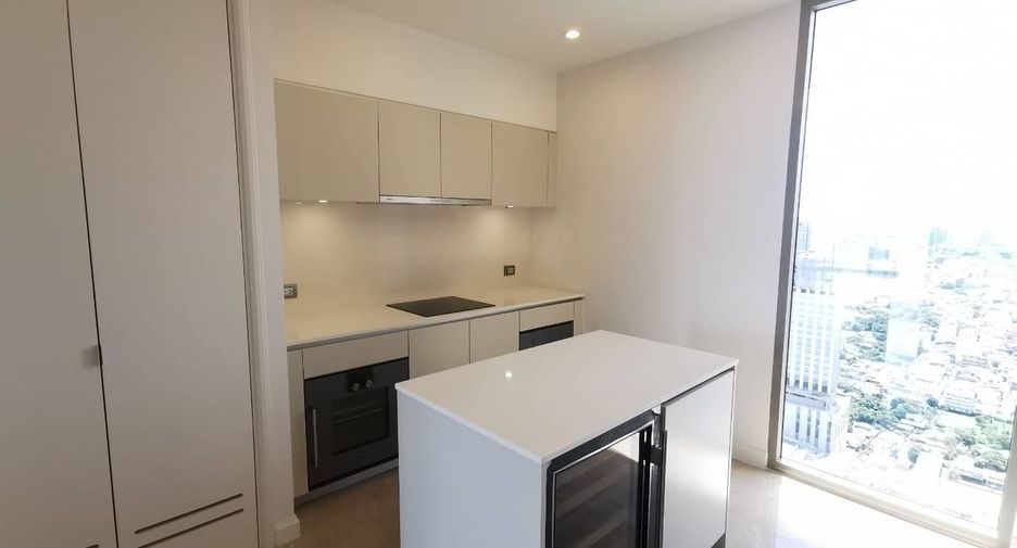 For sale 5 bedrooms condo in Khlong San, Bangkok
