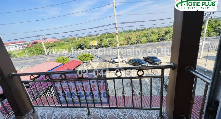 For sale 2 bedrooms retail Space in Mueang Ang Thong, Ang Thong