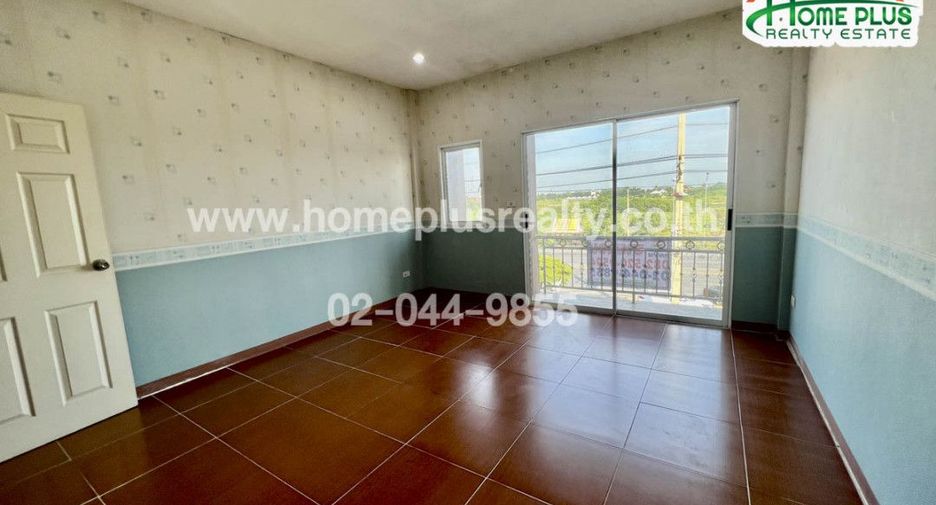 For sale 2 bedrooms retail Space in Mueang Ang Thong, Ang Thong