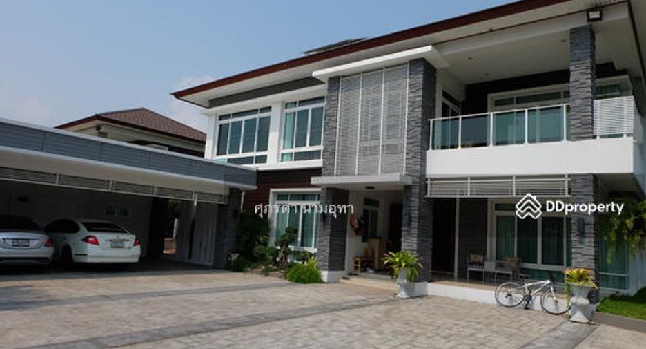 For sale 5 Beds house in Lam Luk Ka, Pathum Thani