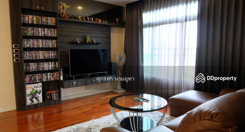 For sale 5 Beds house in Lam Luk Ka, Pathum Thani