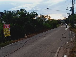 Terreno en venta en Mueang Phitsanulok, Phitsanulok