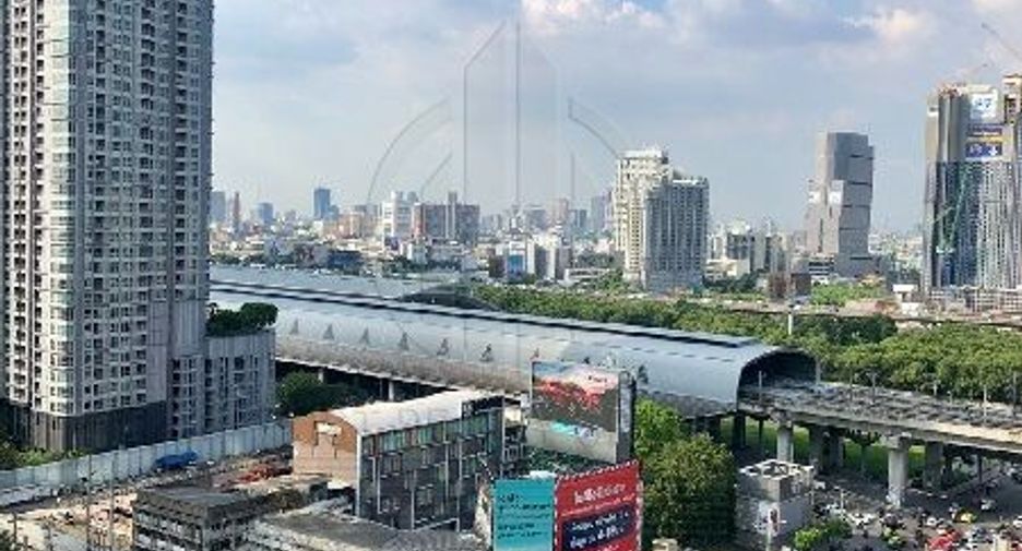 For rent 2 ベッドルーム condo in Watthana, Bangkok