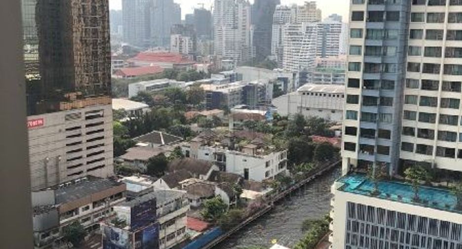 For rent 2 ベッドルーム condo in Watthana, Bangkok
