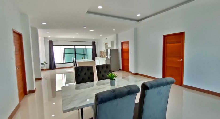 For rent 4 bedrooms house in Mae Rim, Chiang Mai