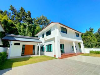 À louer 4 chambres maison à Mae Rim, Chiang Mai