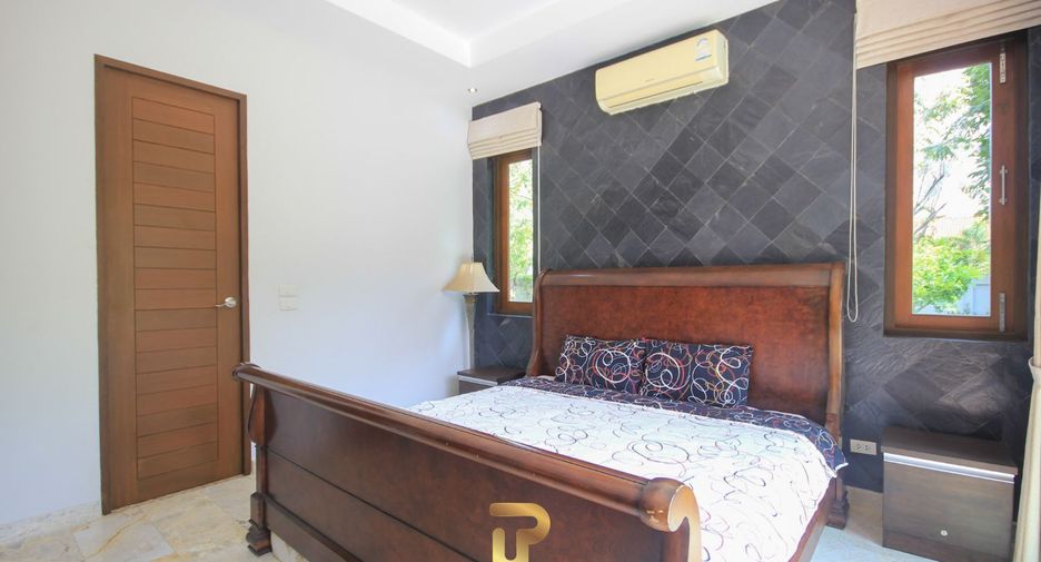 For sale 4 Beds villa in Sam Roi Yot, Prachuap Khiri Khan