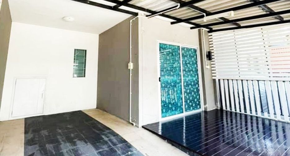À vendre 3 chambres maison de ville à Bang Yai, Nonthaburi