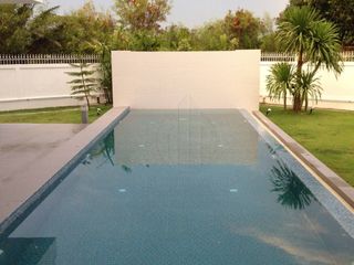 For rent 5 Beds house in Suan Luang, Bangkok
