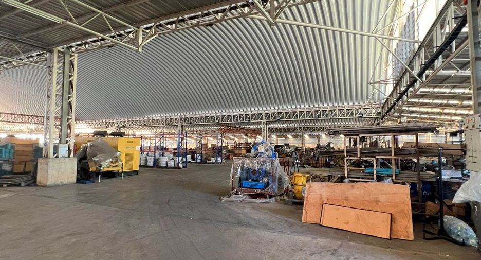 For rent 30 Beds warehouse in Nakhon Chai Si, Nakhon Pathom