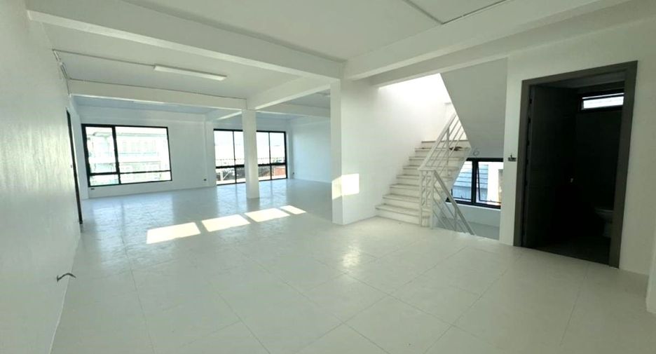 For rent 1 Beds office in Don Mueang, Bangkok