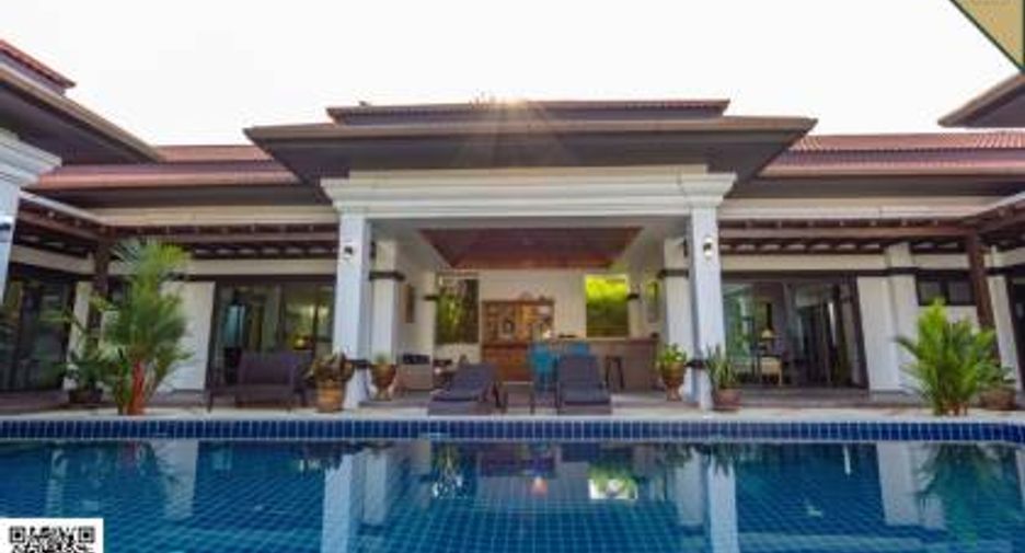 For sale 4 bedrooms house in Thalang, Phuket