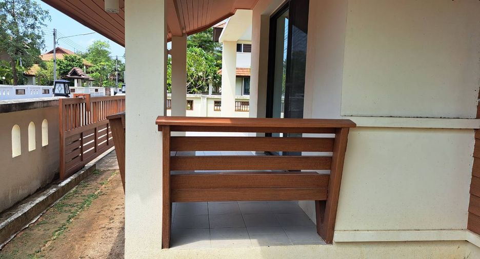 For rent 4 bedrooms villa in Hang Dong, Chiang Mai