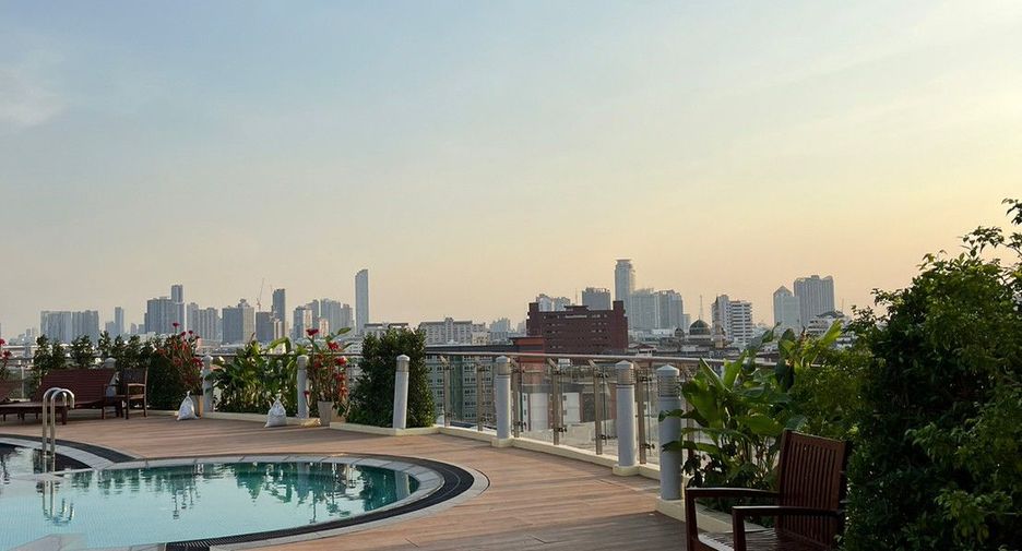 Wohnung zur Miete mit 2 Zimmer in Watthana, Bangkok