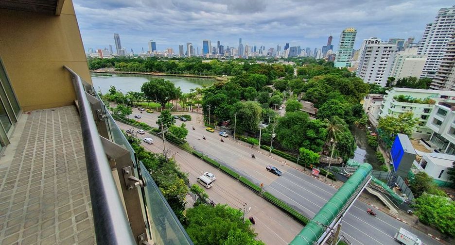 出租 和 出售 2 卧室 公寓 在 Khlong Toei, 曼谷