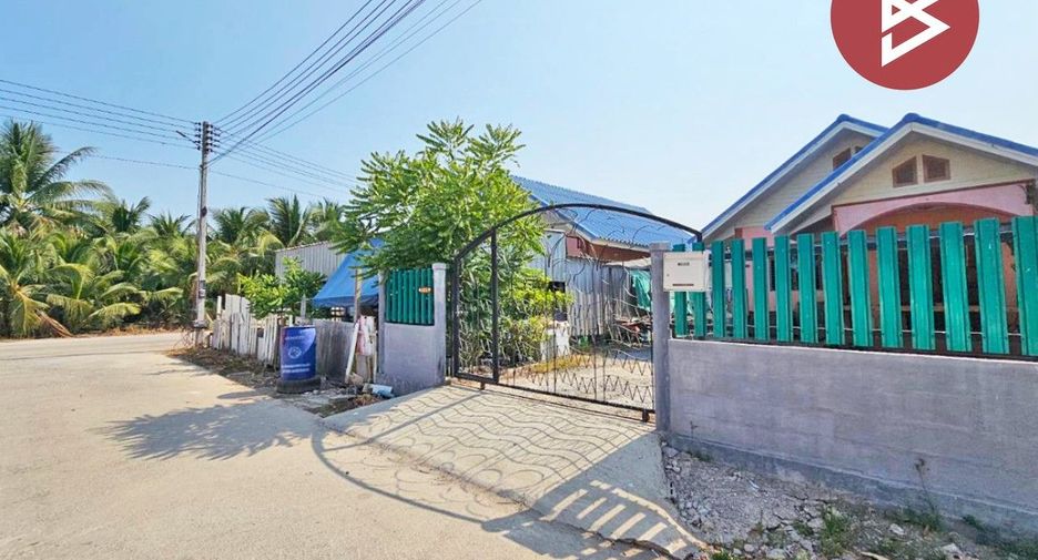 For sale studio house in Ban Phaeo, Samut Sakhon