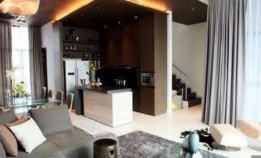 For rent 3 bedrooms townhouse in Watthana, Bangkok