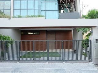 ให้เช่า 3 ห้องนอน ทาวน์เฮ้าส์ ใน วัฒนา, กรุงเทพฯ