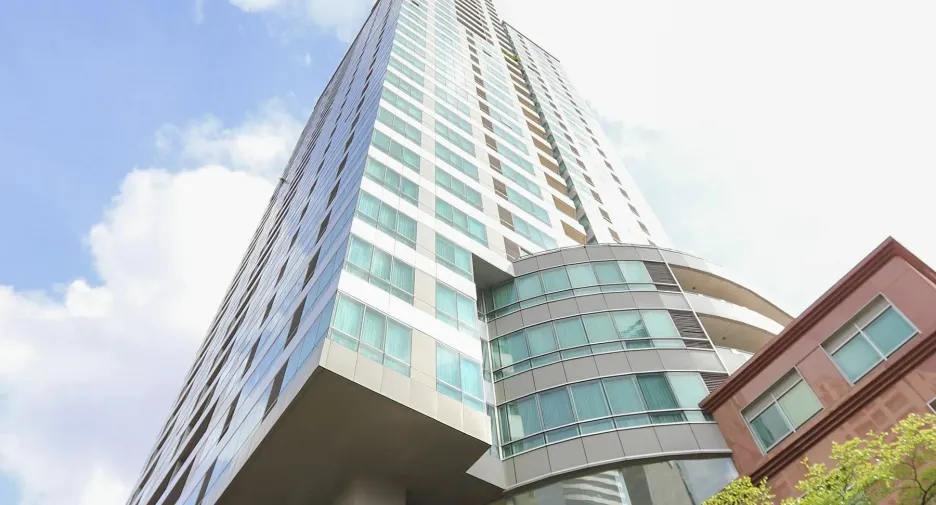 Sky Villas Sathorn