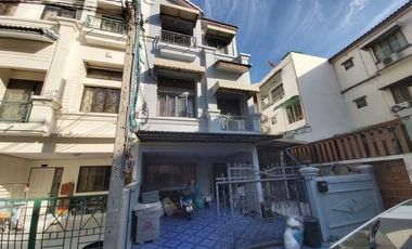 市中心房屋，拉差达，孟乍