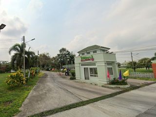 Haus zur Miete mit 3 Zimmer in Bang Lamung, Chonburi
