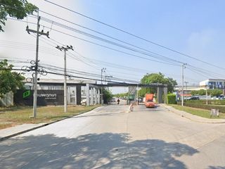 Baan Phueksa Pratu Nam Phra In 2