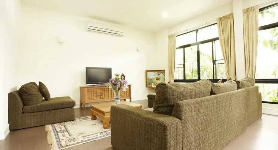 SW 38 Place
