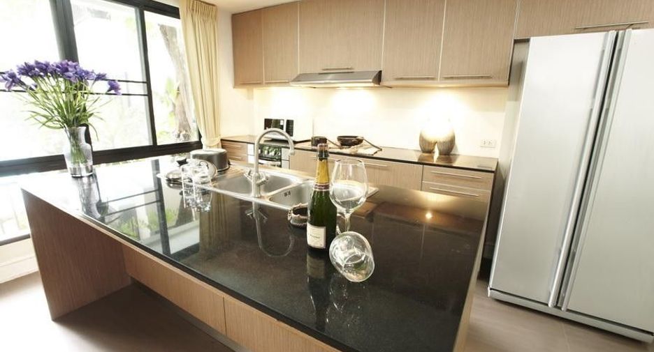 SW 38 Place