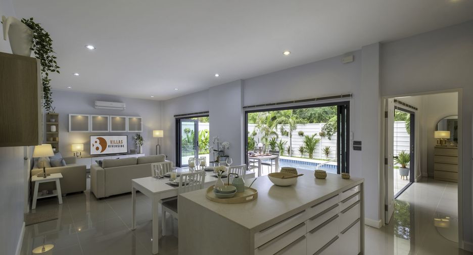 8 Villas Riverside