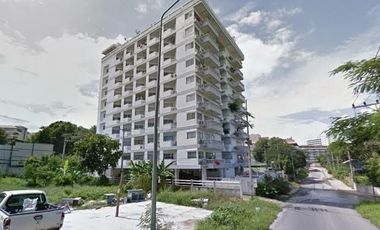 皇家海滩公寓酒店 芭堤雅