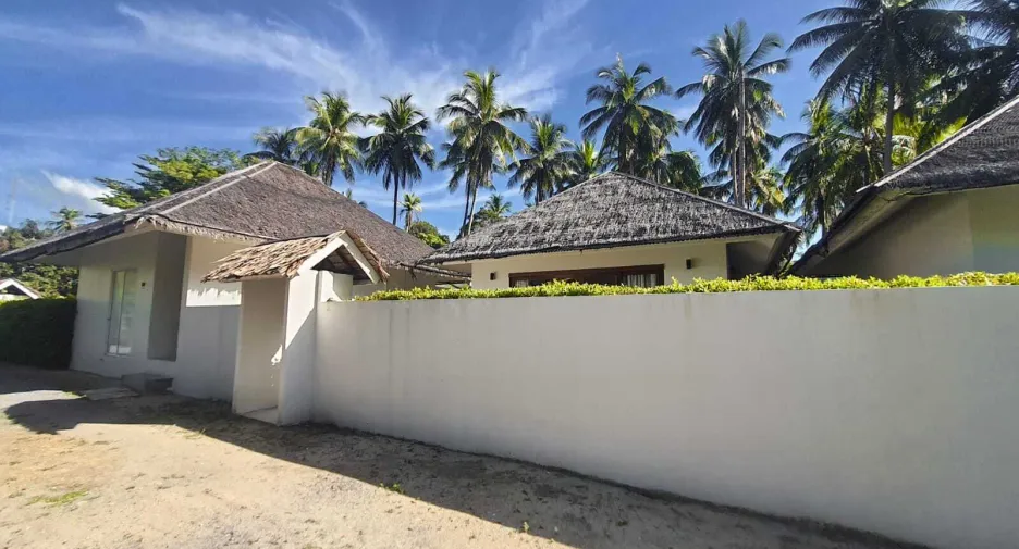 The True Villa