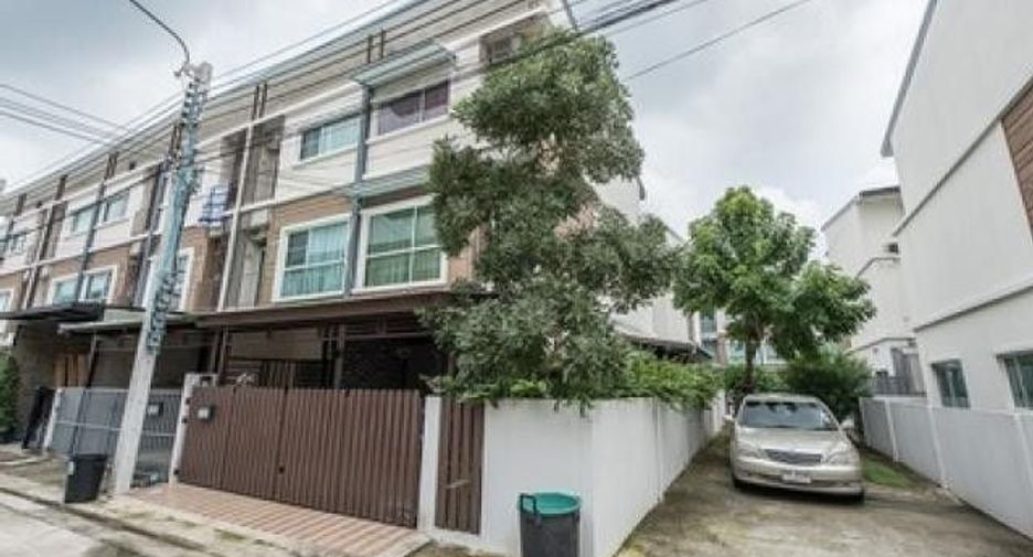 Villette City Pattanakarn 38