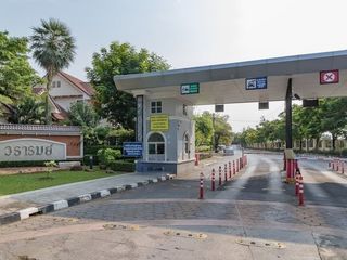 Vararom Prachauthit 98