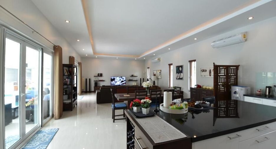 Palm Villas