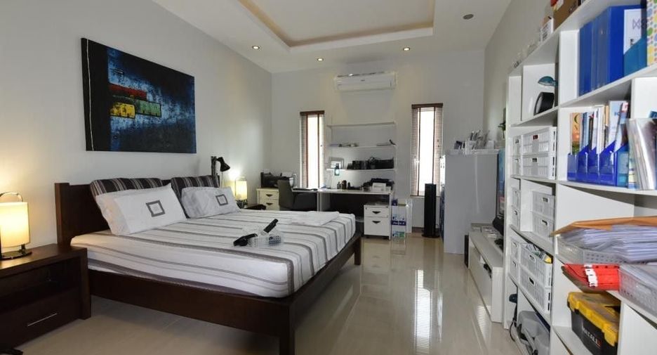 Palm Villas