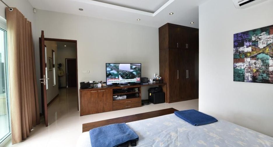 Palm Villas