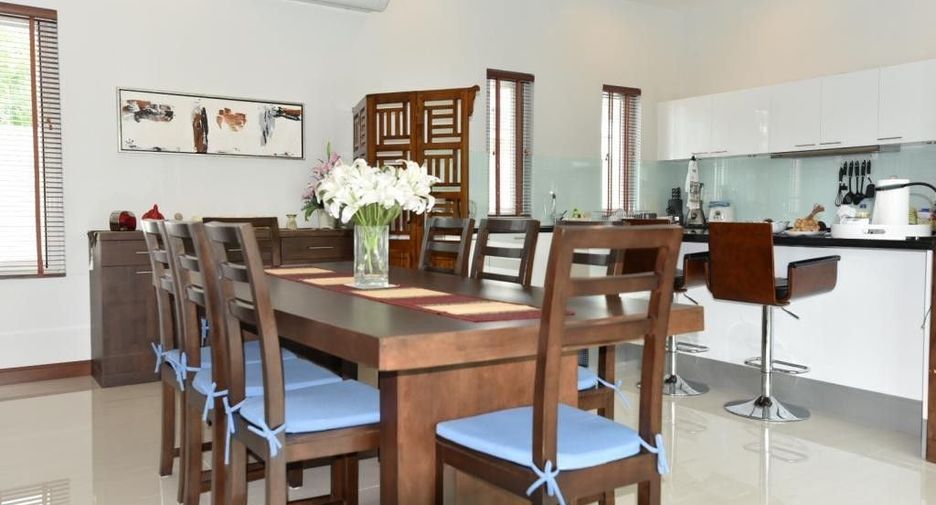 Palm Villas