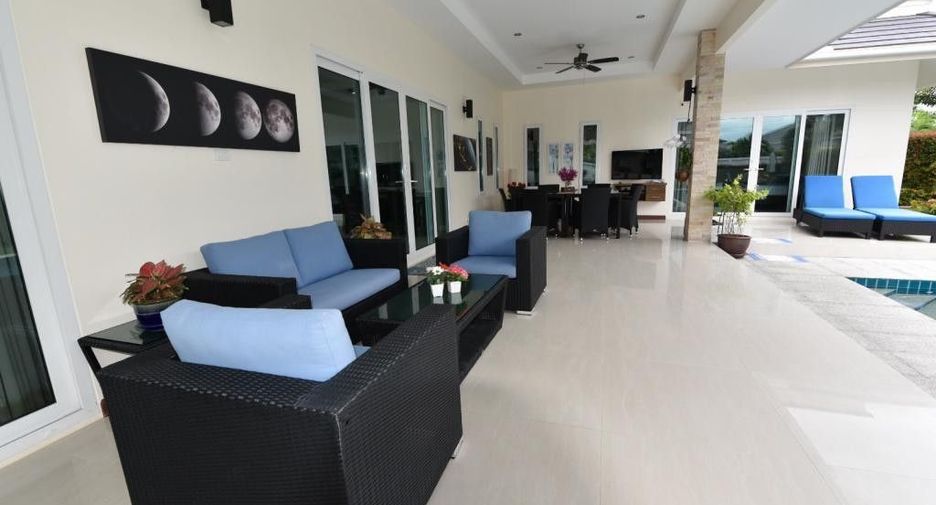 Palm Villas